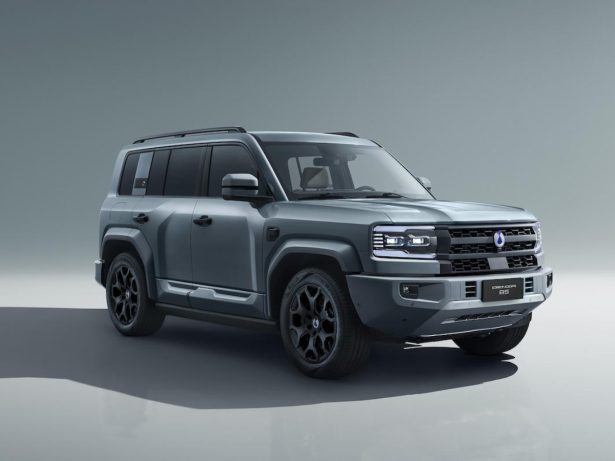 Denza, da BYD, cresce no Brasil e ameaça gigantes do luxo com novo fenômeno
