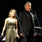 Andrea Bocelli faz espetáculo encantador na Arena BRB, em Brasília, com participação de Sandy