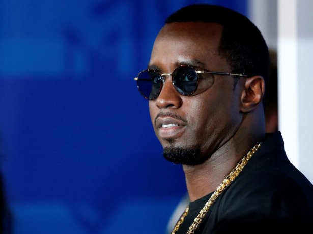 P. Diddy é acusado de ameaçar e pendurar mulher em sacada do 17º andar