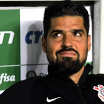 Caiu! António Oliveira é demitido do Corinthians após derrota no clássico