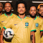 Bruno Mars retorna ao Brasil em 2024 para show no MorumBIS