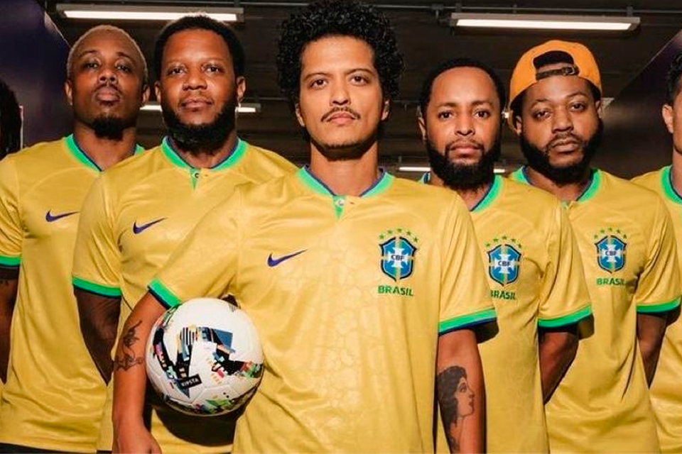 Bruno Mars retorna ao Brasil em 2024 para show no MorumBIS