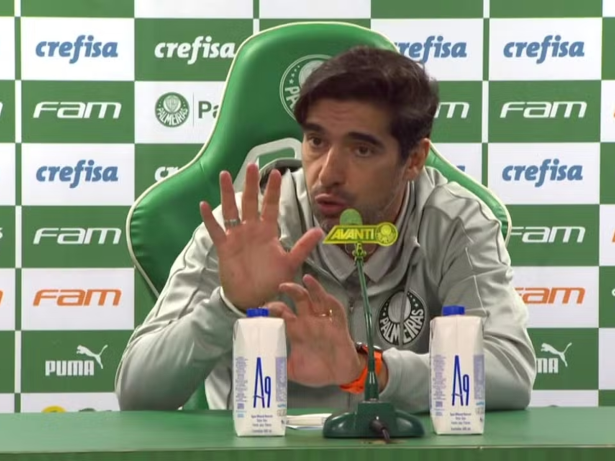 Após vitória do Palmeiras, Abel Ferreira se irrita com jornalistas: “Têm que estudar”