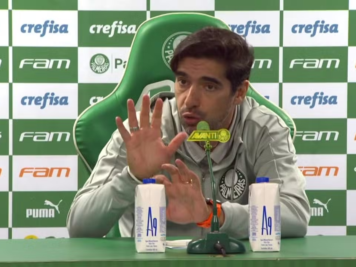 Abel Ferreira em coletiva de imprensa (Reprodução)