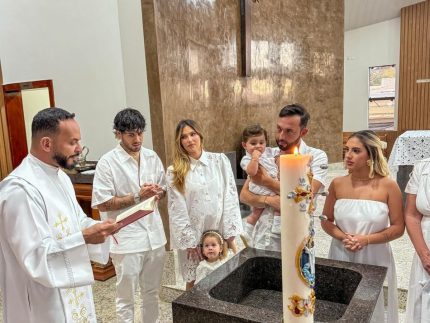 Zé Felipe, Virginia Fonseca, Gabriel, Maria Flor, Maria Alice, William Gusmão e Mellody Barreto (Foto: Reprodução/Instagram)