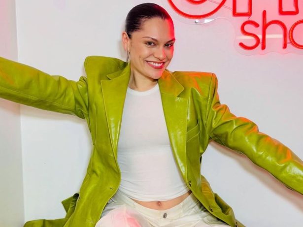 Jessie J encara nova cirurgia contra o câncer enquanto segue com agenda de shows