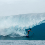 Competições de surfe do fim de semana são adiadas para segunda por ondas “fracas”