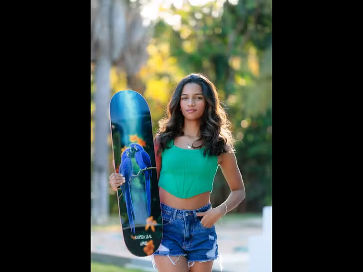 Rayssa Leal apresentou o design personalizado de seu skate, que busca a conscientização para os cuidados com a natureza (Divulgação/COI)