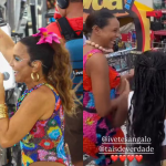 Filha de Taís Araújo curte trio de Ivete Sangalo ao lado da mãe na Bahia