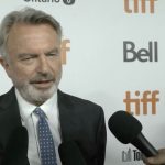 Causa da morte de Sam Neill, ator de “Jurassic Park”, é revelada por assessor