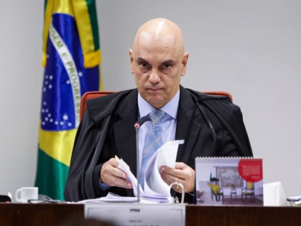 “Assim se faz justiça”: Moraes defende imparcialidade em julgamento de Bolsonaro