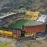Cânticos homofóbicos rendem punição e limitam público em Equador x Brasil. Entenda!