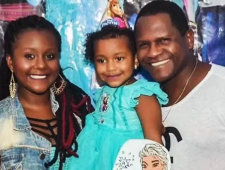 Ex-vocalista do Ara Ketu lamenta morte da filha que estava em tratamento contra o câncer