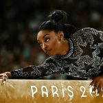 Com 11 medalhas, Biles admite dúvidas sobre competir em 2028: “Não sei como será”