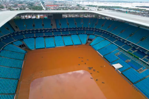 Arena do Grêmio e seus arredores estão alagados. Foto: Reprodução