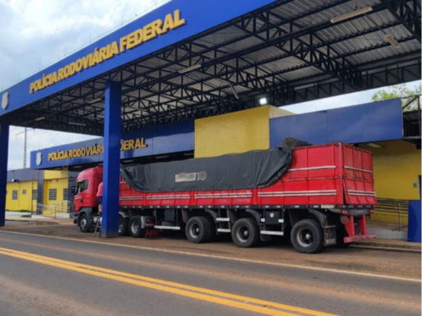 Greve dos caminhoneiros não vinga e fluxo nas estradas e rodovias segue normal, informa PRF