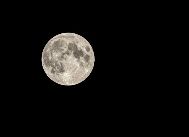 A Lua Cheia em Leão desta noite é a mais poderosa de 2026: saiba como cocriar com ela