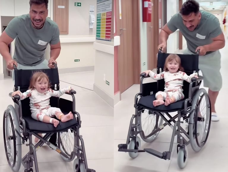 Júlio Rocha brincando com Sarah em hospital