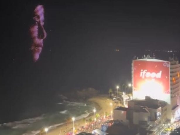 Carnaval de Salvador tem show de drones em torcida para Fernanda Torres no Oscar