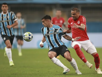 Os clubes gaúchos tem uma das maiores rivalidades da América do Sul, mas deixaram tudo de lado em união pelo RS. Foto: Reprodução