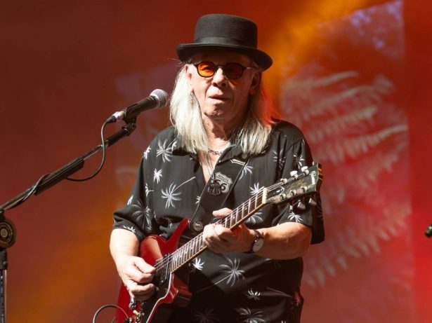 Adeus a Luiz Carlini: lenda do rock brasileiro e parceiro de Rita Lee morre aos 73 anos