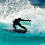 De volta às águas, Gabriel Medina supera Ítalo Ferreira em duelo brasileiro na WSL