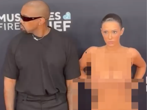 Esposa de Kanye West cometeu crime ao ficar nua no tapete vermelho? Especialistas esclarecem