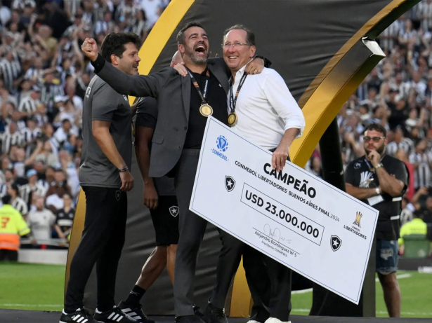 Botafogo e Artur Jorge tem impasse financeiro, mas técnico está com saída encaminhada