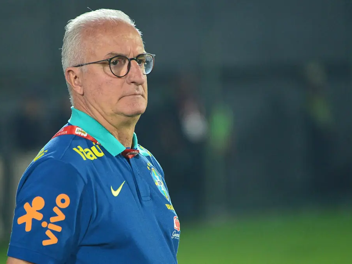 Dorival Júnior em derrota do Brasil para o Paraguai, nas Eliminatórias da Copa do Mundo (AFP)