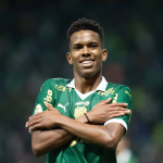 Joia do Palmeiras, Estevão garante presença em evento de reinauguração do Pacaembu