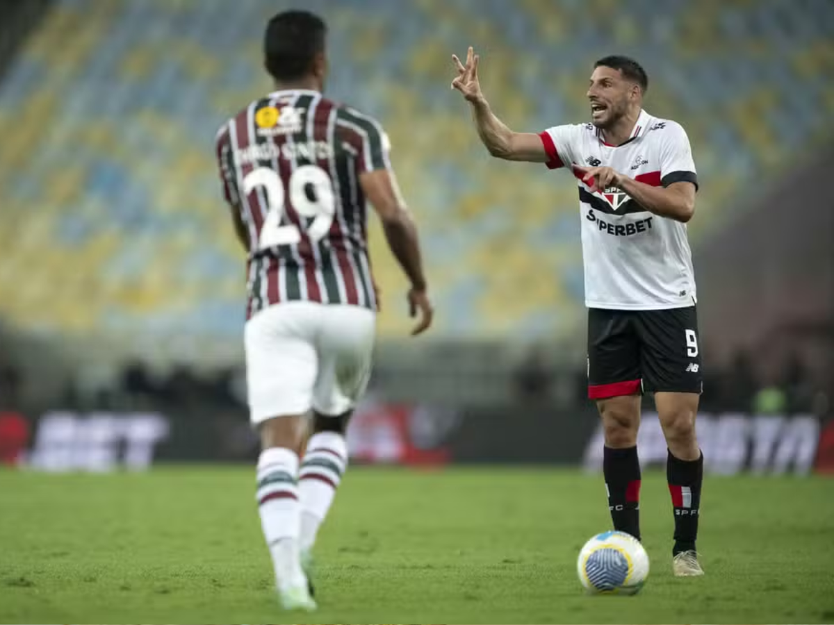 Fluminense venceu o São Paulo por 2 a 0 pelo Brasileirão; tricolor paulista tenta anulação (Reprodução)