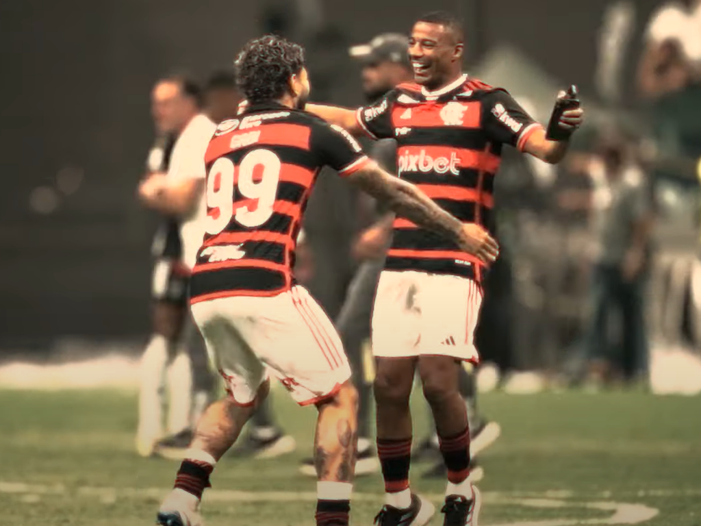 Gabigol ao lado de companheiros de Flamengo durante a final da Copa do Brasil (Reprodução)