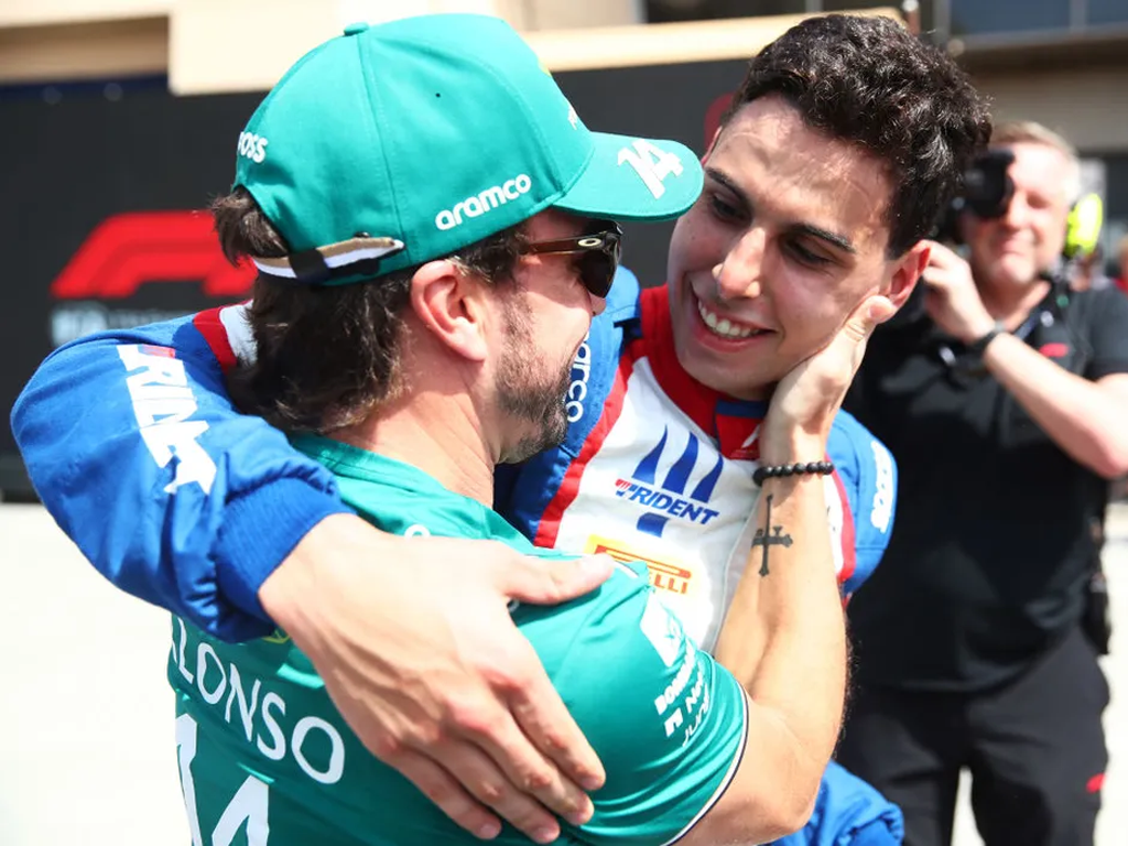 Gabriel Bortoleto é agenciado pelo bicampeão Fernando Alonso, piloto da Aston Martin ( Joe Portlock - Formula 1/Formula Motorsport Limited via Getty Images)