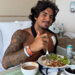 Gabriel Medina faz post após lesão que o tirou da temporada: “Tudo bem por aqui”