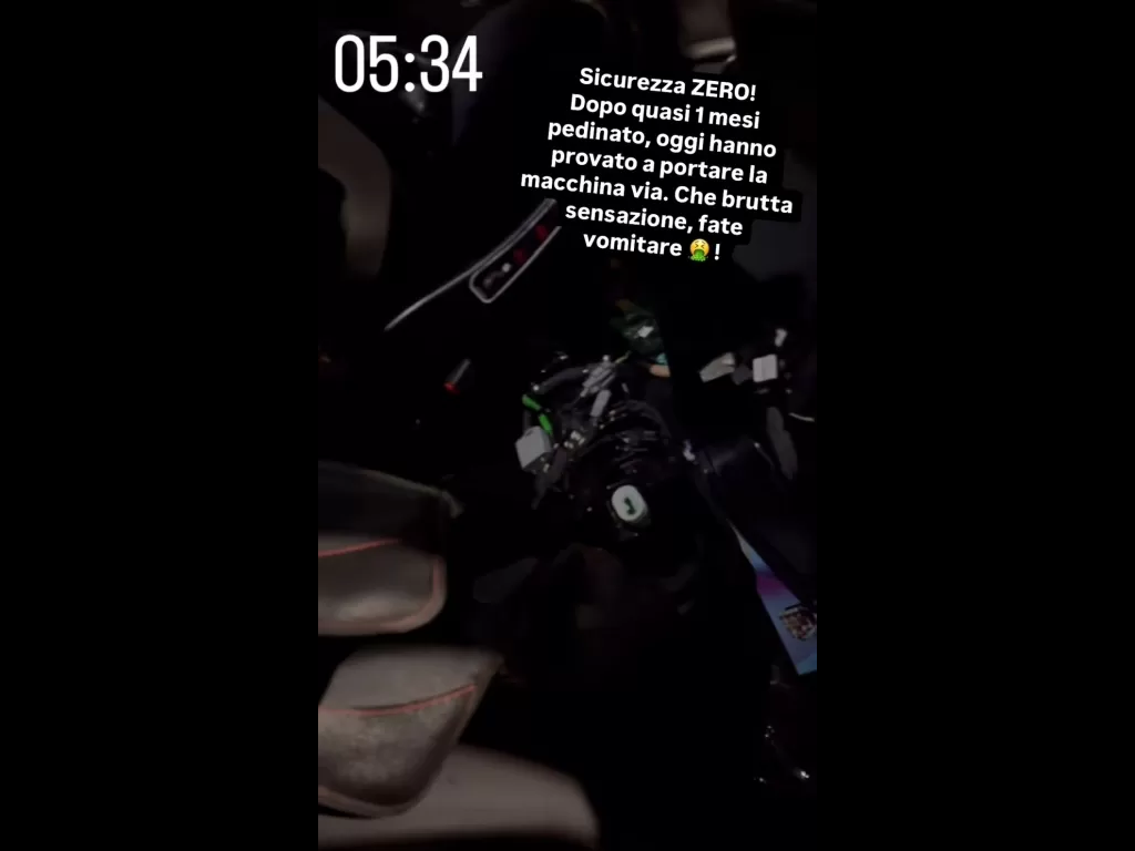 Juan Jesus desabafou nas redes sociais após ter carro destruído (Reprodução)