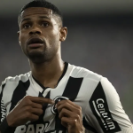 Corinthians abre negociações por Júnior Santos, do Atlético-MG