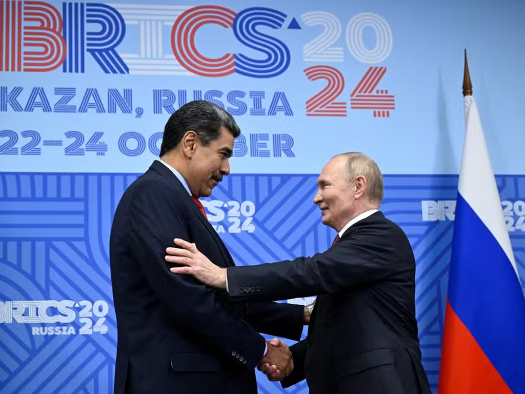 Maduro, presidente da Venezuela, em encontro com Putin, presidente da Rússia, durante a cúpula do BRICS em Kazan (BRICS/Rússia)