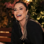 Poliana Rocha revela motivo de não poder extrair dente