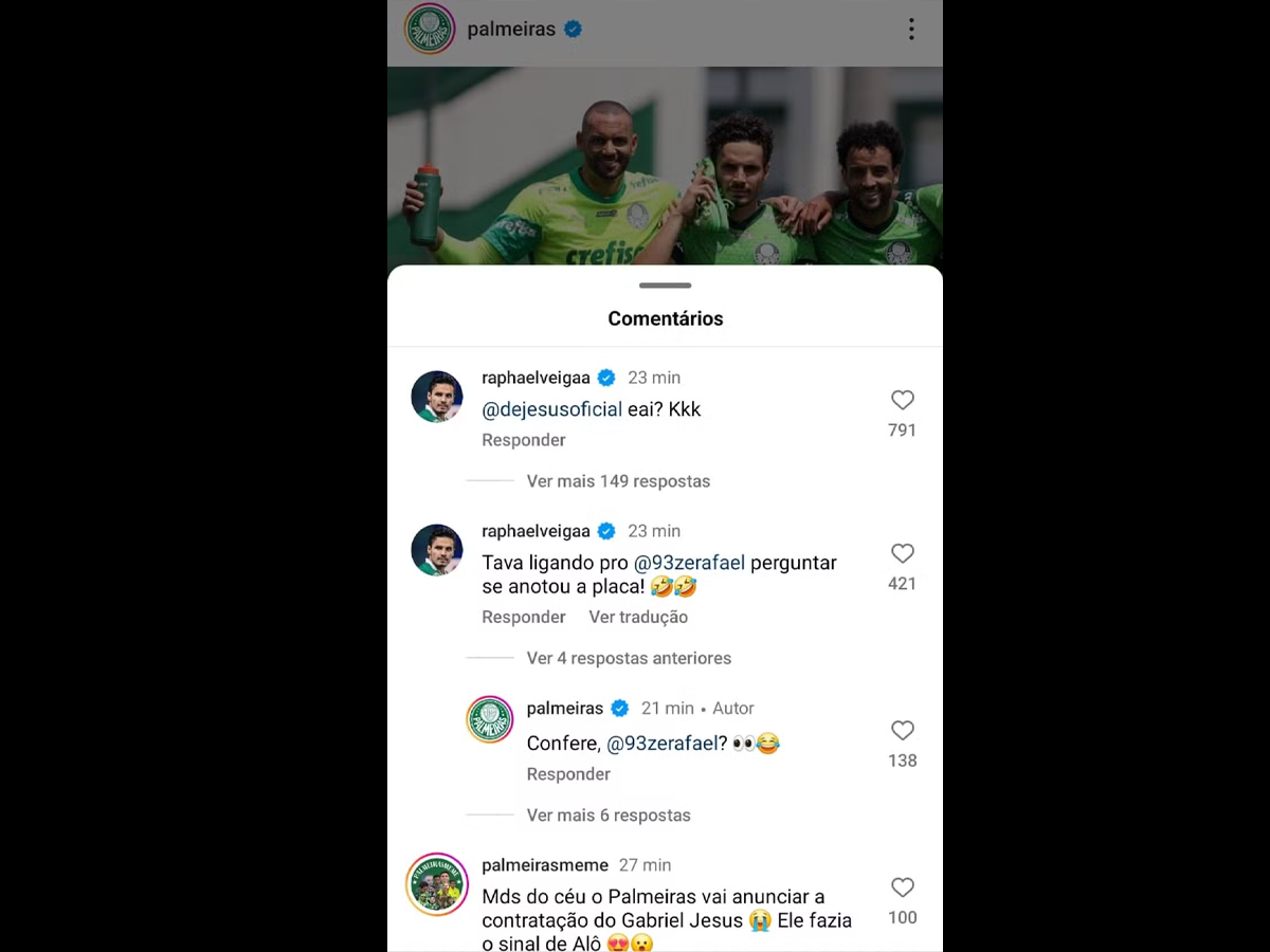 Brincadeira de Raphael Veiga com Gabriel Jesus (Reprodução)