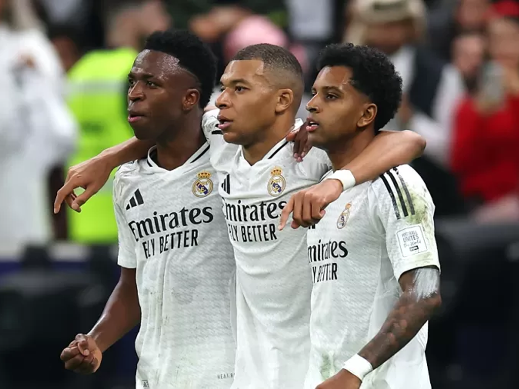 Trio que marcou os três gols do Real Madrid na final do Intercontinental (Getty Images)