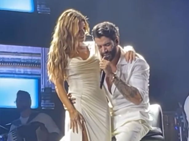 Gusttavo Lima e Andressa Suita trocam beijo apaixonado em show de Réveillon em Aracaju