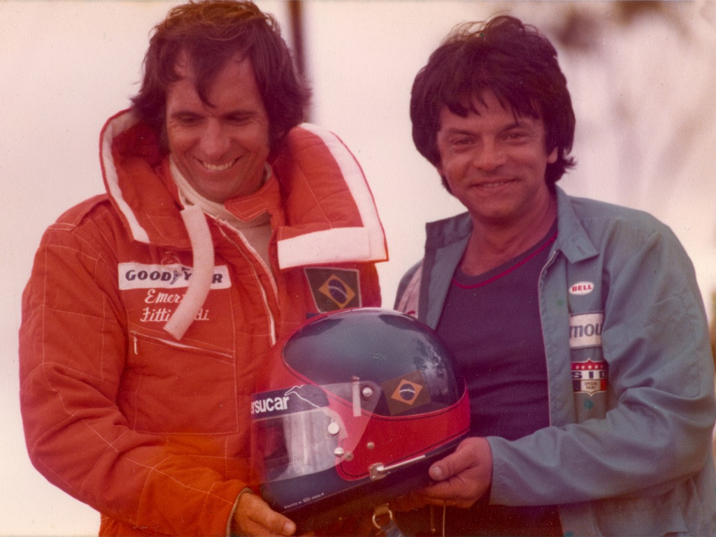 Sid Mosca ao lado de Emerson Fittipaldi (Arquivo Sid Special Paint)