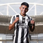 Após não pagar compra de Almada, Botafogo é condenado a efetuar dívida de R$ 117 milhões