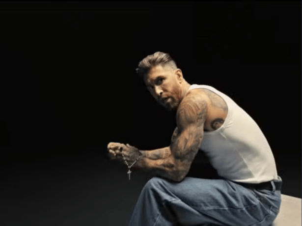Rapper, pagode gospel e pop latino: Lembre jogadores “cantores” na história