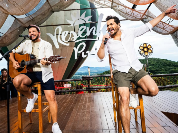 “Até Ficar Velhin”: música regravada por Cleber e Cauan vira fenômeno online e ganha fãs
