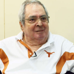 Benedito Ruy Barbosa deixa UTI e é transferido para quarto em hospital de SP