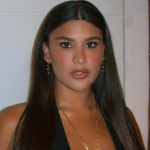 Filha de Flávia Alessandra revela transtorno que gera vontade de machucar a pele