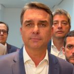 Flávio Bolsonaro sobre desistência de debate na Globo: “Não vou compactuar com censura”