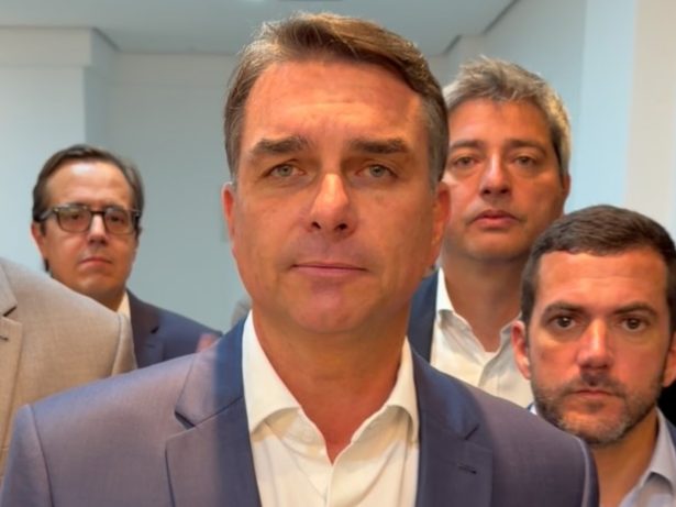 Flávio Bolsonaro sobre desistência de debate na Globo: “Não vou compactuar com censura”