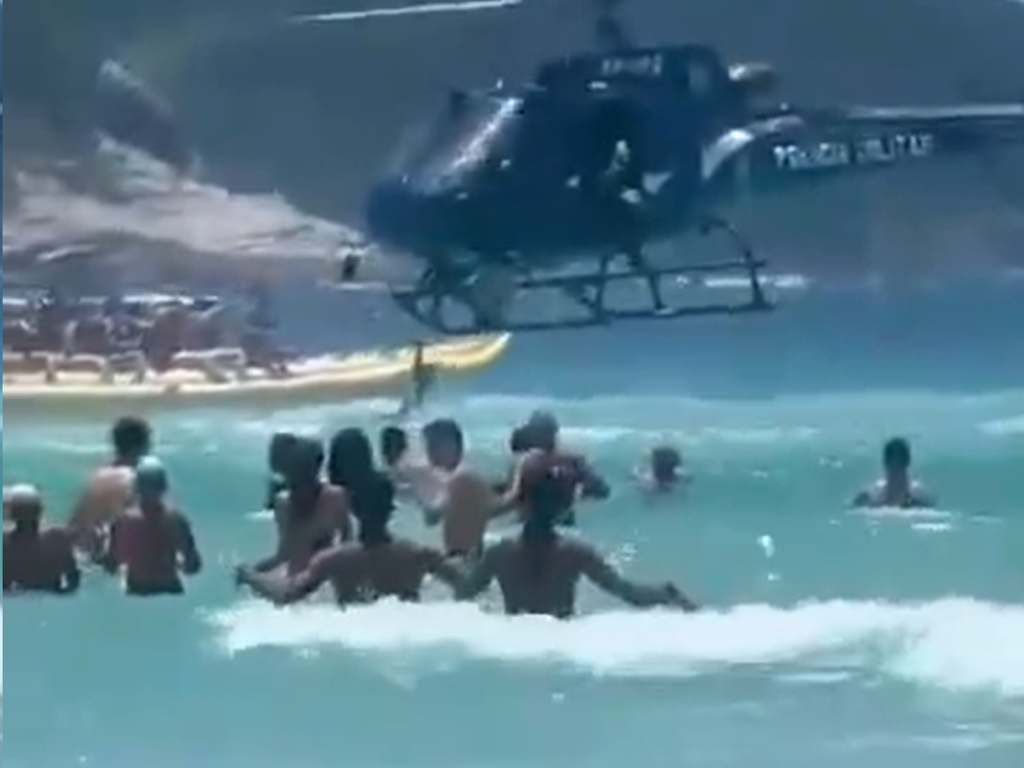 PM deixou fuzil cair de helicóptero durante operação em Cabo Frio (Reprodução)